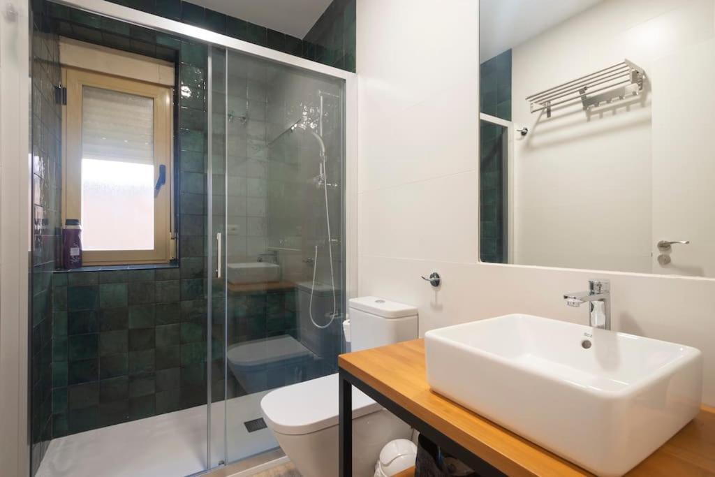 Hogar Del Lirio Apartment กรานาดา ภายนอก รูปภาพ